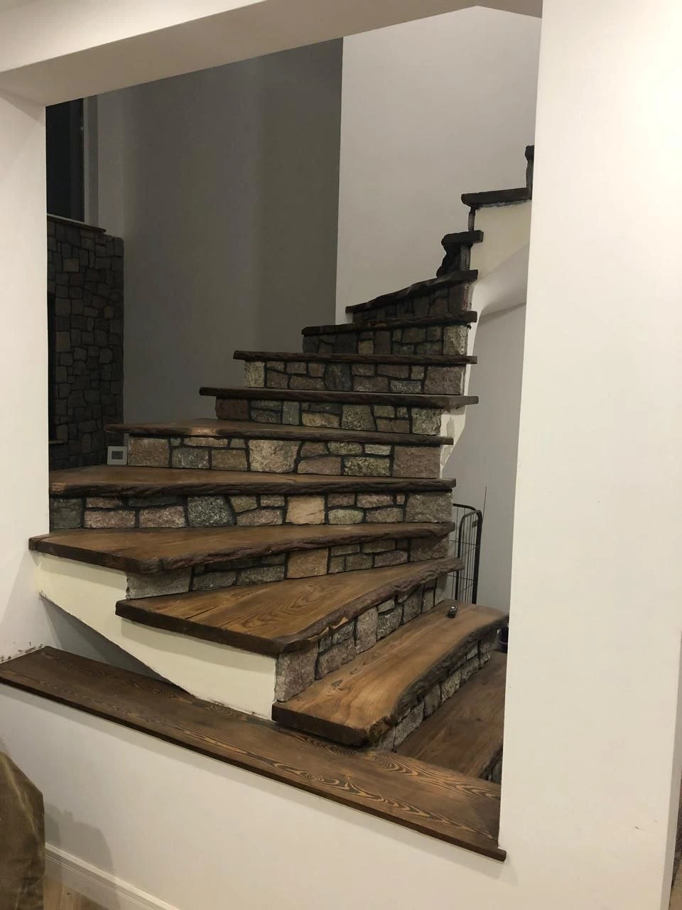 Лестницы из дерева — Дубрава 39